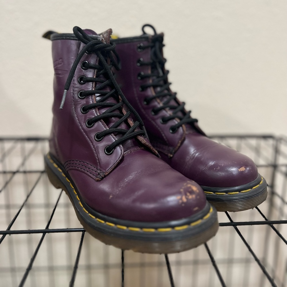 Dr Martens Leather Combat Boot Unisex